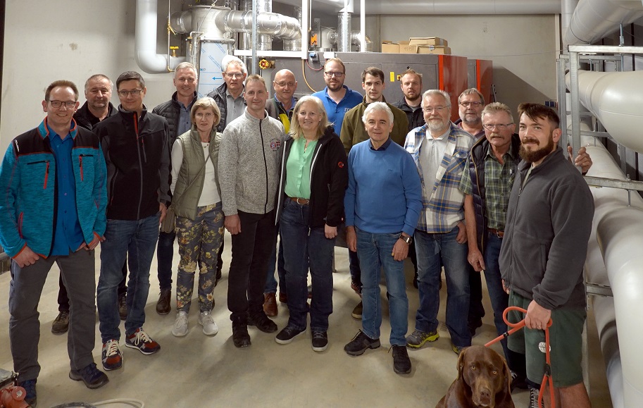 FDP Amberg-Sulzbach auf Besichtigung im Biomasse-Heizkraftwerk